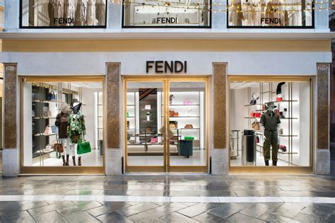 fendi venise|fendi store tysons corner.